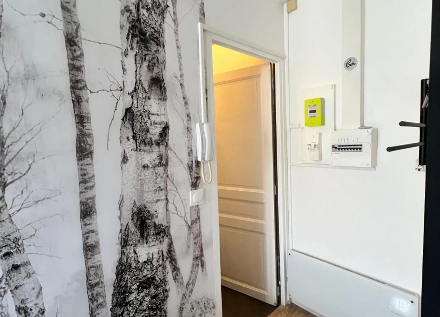 Batignolles, Montmartre Chambre 12M2 , Metro 13 Et 14 Παρίσι Διαμέρισμα